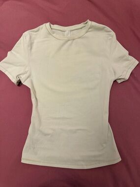 SKIMS Short Sleeve Crew Tee in Pale Sage